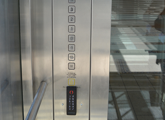 Elevator controller adgangskontrol - Passersystem