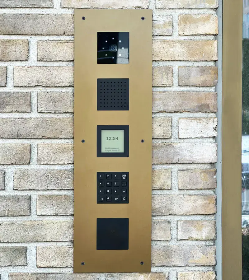 Moduluppbyggd porttelefon med kamera och display - Porttelefon med kamera