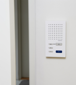 Stilux audio hustelefon 267x300 - Extern klocka