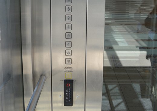 elevator controller 520x370 - Alpha centraler